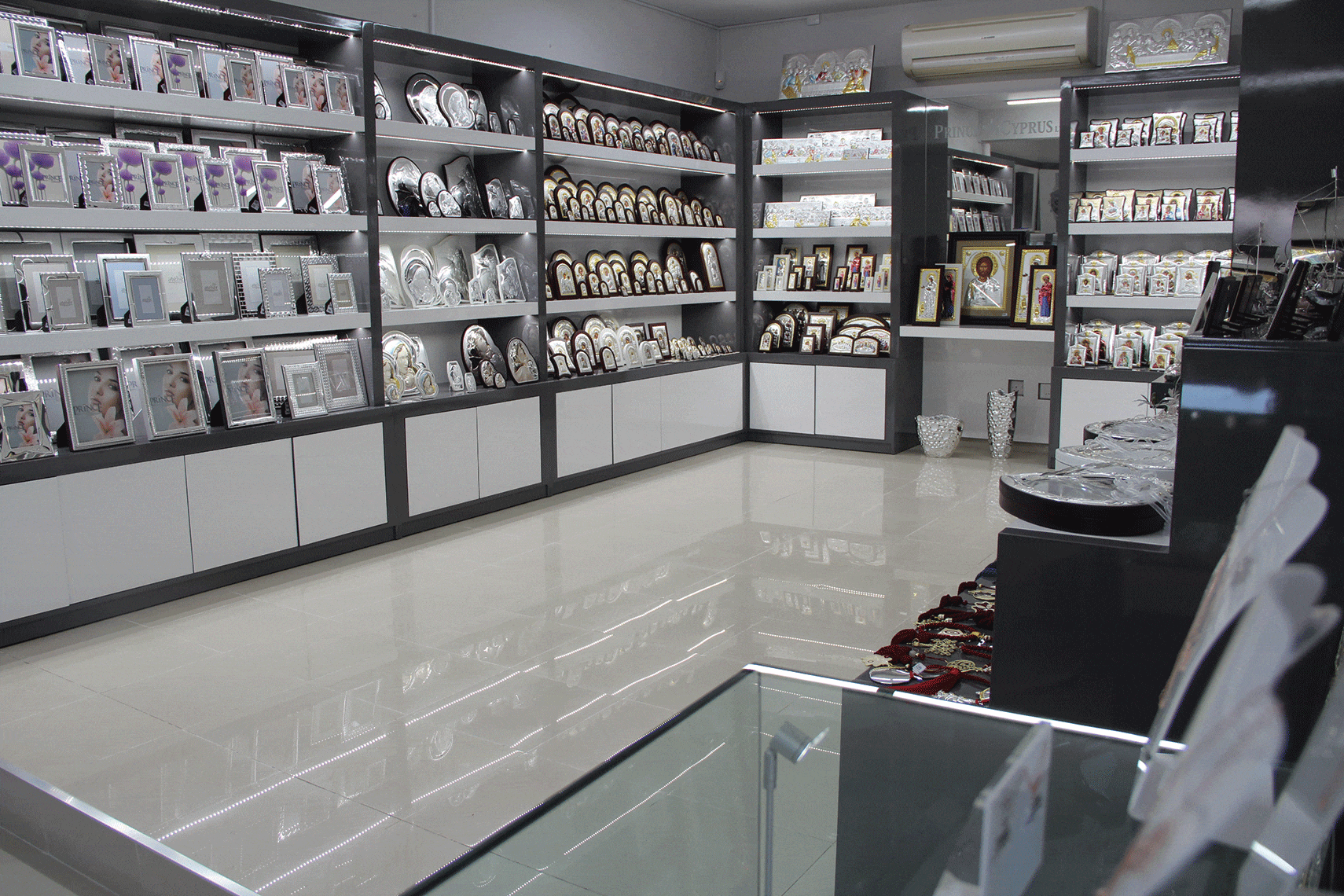 Prince Cyprus LTD Εκκλησιαστικά Είδη